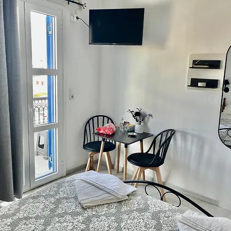 扎非里一室公寓 Naxos City