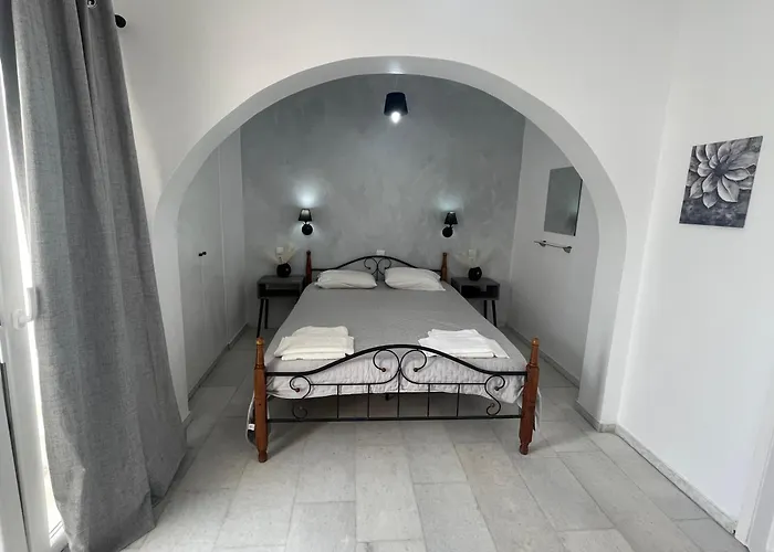 Zafiri アパートホテル