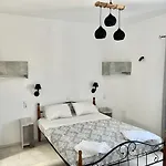 Aparthotel Zafiri Naxos City
