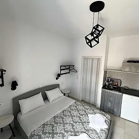 Zafiri 3* Naxos City
